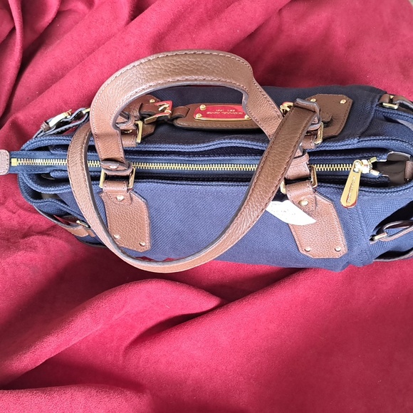 🎆SALE New Michael Kors Nautical Design  Navy with Tan and Gold  Excellent NEW - Picture 2 of 8